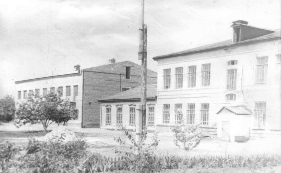 Здание школы. 1960-ые годы